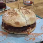 Burger Medallon + Papas CHICAS
