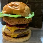 Erupção Burguer House