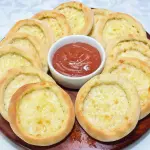 ESFIHA DE MUSSARELA