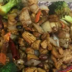 Pollo Kun-po con cacahuate