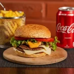 COMBO MEGA CLÁSSICO - 1 COCA LATA