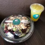 Ando-Fit (Ensalada + Agua del día)