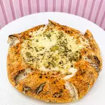 Pizza de Atum com Borda Recheada