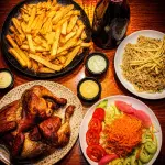 1 POLLO MOSTRO + CHICHA