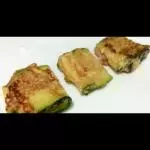 Abobrinha recheada com queijo
