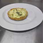 Esfiha Quatro Queijos