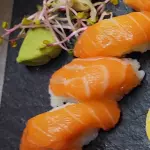 Nigiri Clásico (3piezas) 🌶️