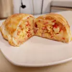 35 - Queso, salame y morrón