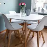 Mesa nordica 100 cm+ 4 sillas tulip