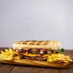 Lomito Club Cheese