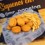PINCHOS DE POLLO APANADO COMBO