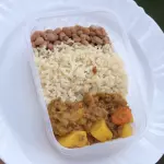 Carne de soja com batata e cenoura