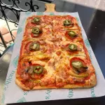 Mollys Spicy Pizza
