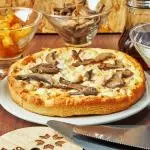 Pizza Pollo Con Champiñones