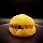 Pão de Queijo com Carne Seca