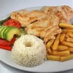 POLLO A LA PARRILLA