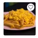Papas fritas con huevo