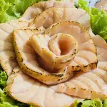 10UND SASHIMI SALMÃO MAÇARICADO