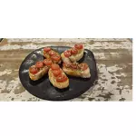 5 "bruschette" ajo y Uvalina