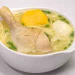Caldo de gallina