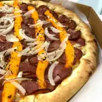 Pizza Calabresa C/ Cheddar