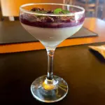 PANNA COTTA COM FRUTAS VERMELHAS