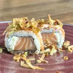 630. Salmon Crispy Alho Poró