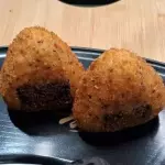 Oniguiri frito