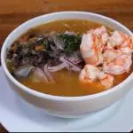 Encebollado Bucanero