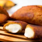 EMPANADA DE PLATANO CON QUESO