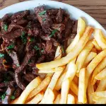 Filé com fritas