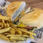 2 lomitos americanos simples + frita