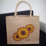 Tres girasoles