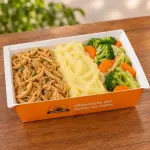 Frango desfiado com purê 350g