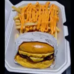 SMASH BURGUER + FRITAS