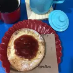 Esfiha de Queijo com Goiabada
