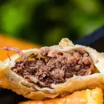 PASTEL CARNE DE SOL C/ REQUEIJÃO