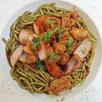 Tallarín Verde Con Lomito de Cerd