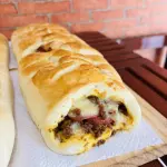 Pão de carne a moda,queijo+presunto