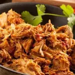 Pernil suíno desfiado ao barbecue