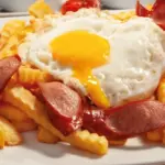 Salchipapa montada
