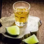 DOSE  CACHAÇA