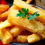 PORCIÓN DE YUCA FRITA