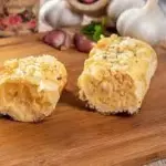 Pão de Alho Poró martins
