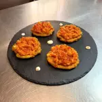 Patacones con Hogao