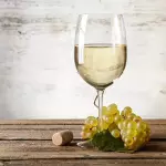 VINHO BRANCO TAÇA