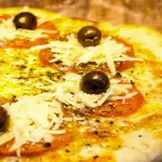 04. PIZZA NAPOLITANA