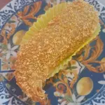 Coxinha de camarão rosa com queijo