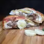 CALZONE DE CARNE SECA COM BANANA