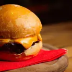 Hamburguesa Chino-Cheddar